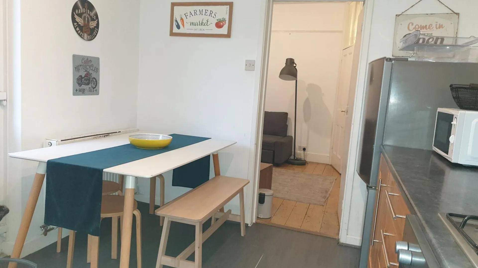 Mulberry House Excellent Central Location Courtyard Garden 3 Bedrooms Sleeps Up To 6 Public Parking In Vicinty location